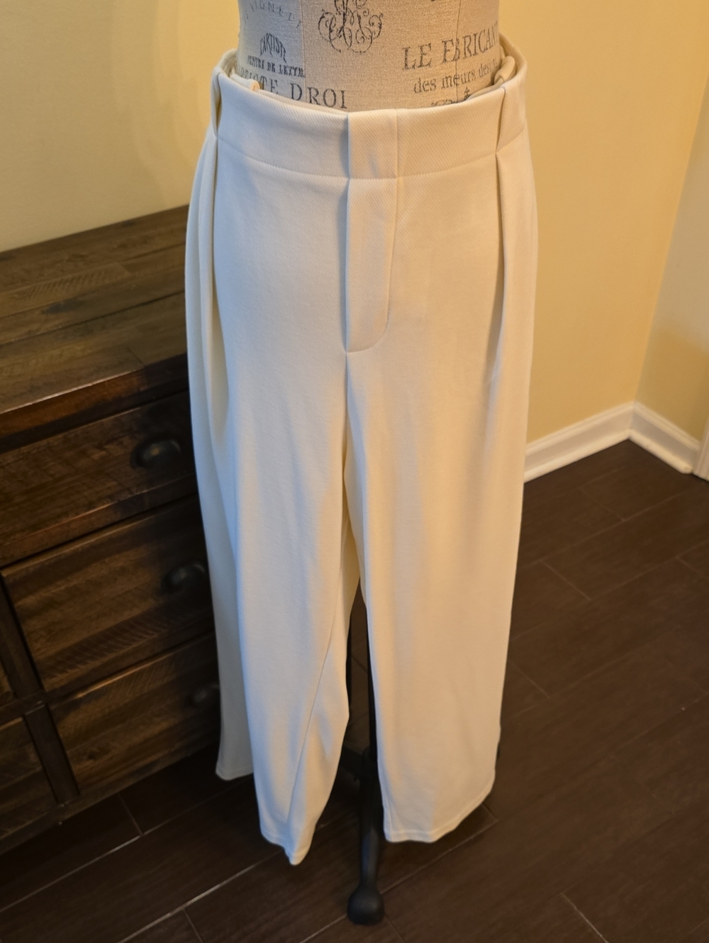 NWT H&M Wide-Leg High-Waist Cream Trousers